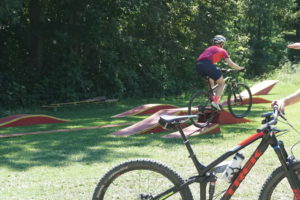 How to Ride Pump Tracks and Rollers on the Mountain Bike